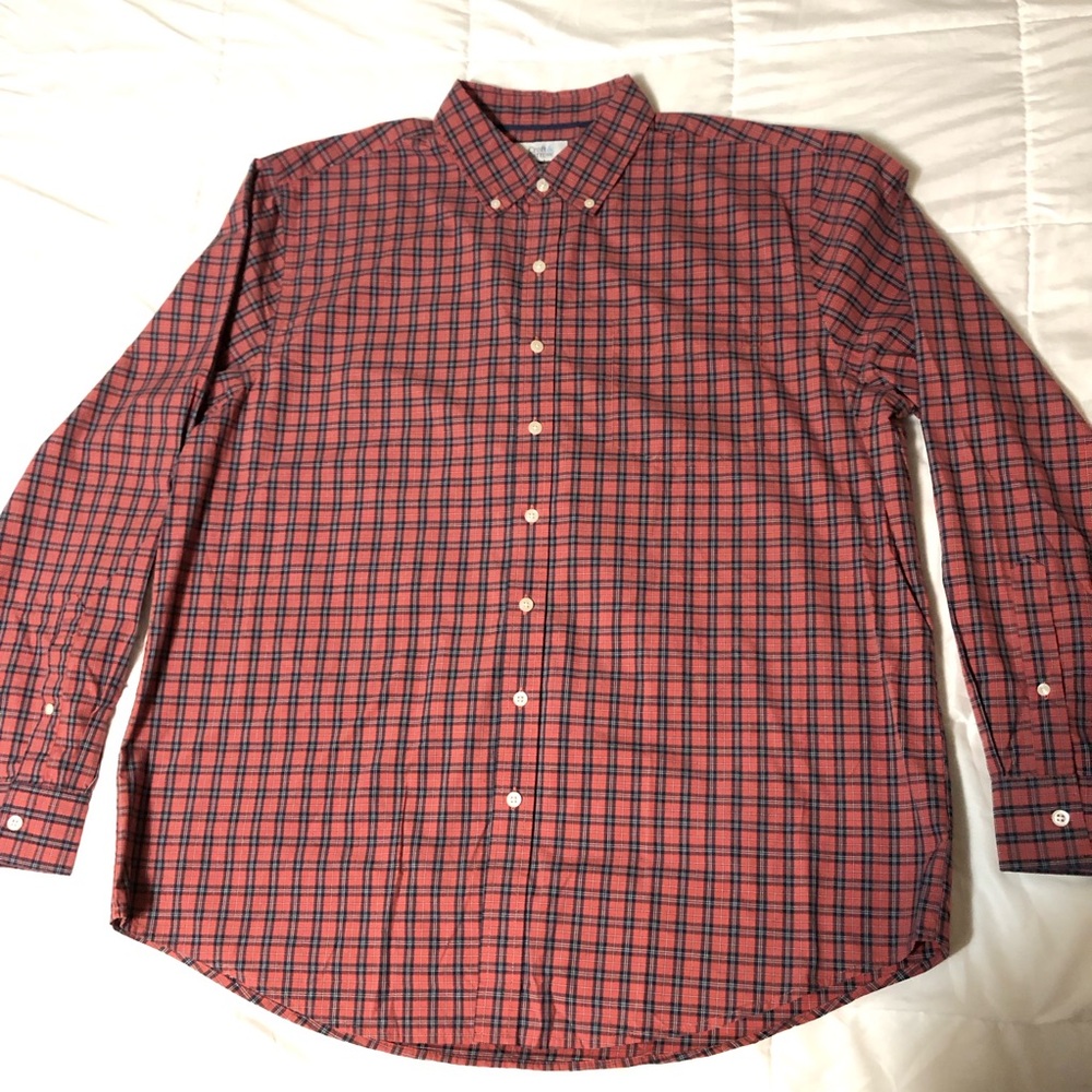 Croft and Barrow men’s XL Red Navy Blue Plaid Button-Down Shirt long sleeve
